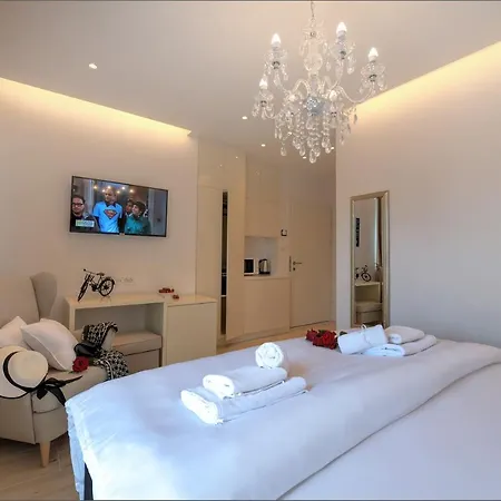 Via Porto 4*