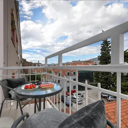 Via Porto Penzion Split