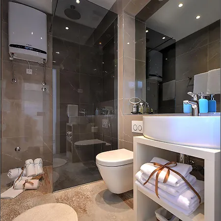 Via Porto Penzion Split