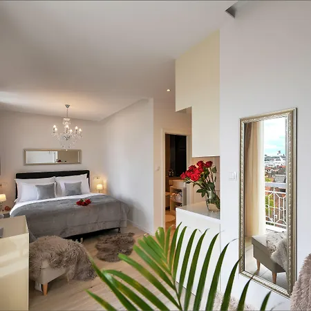 Via Porto سبليت