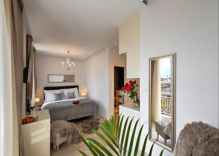 Via Porto ゲストハウス 4*